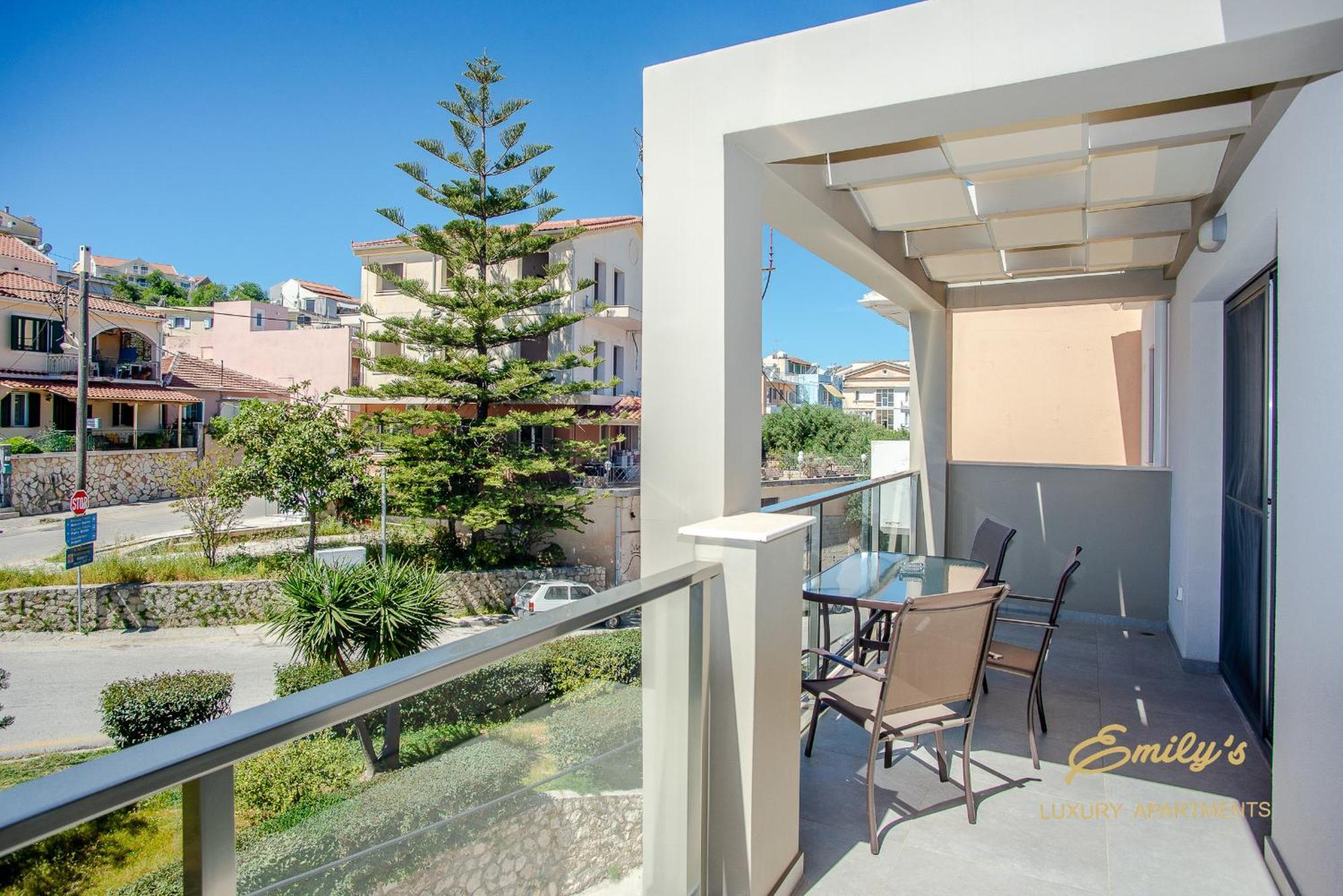 Emily'S Luxury Apartments Argostoli  Exterior photo