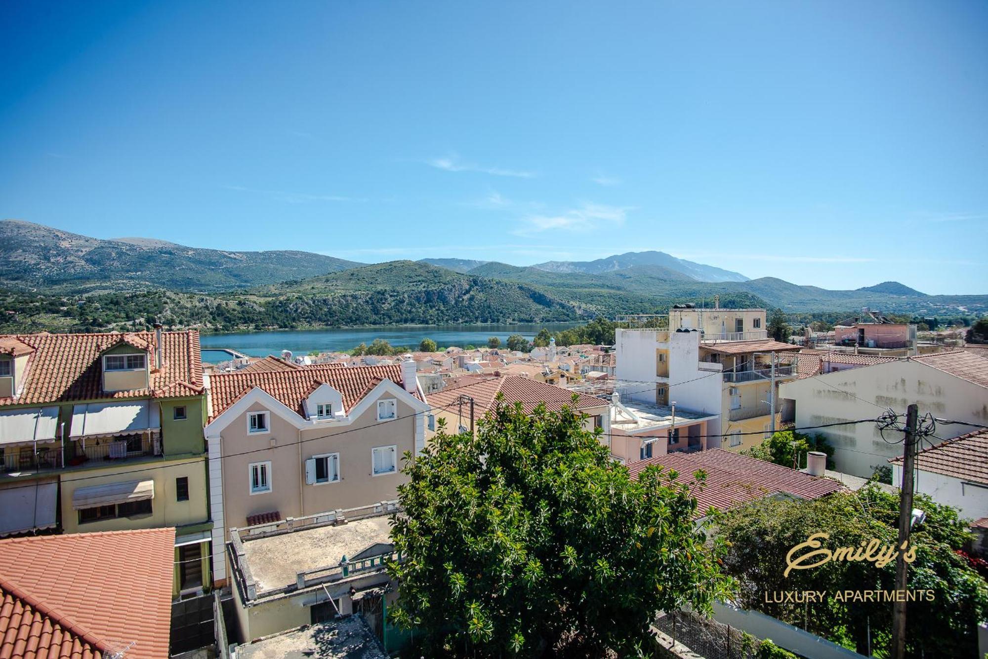 Emily'S Luxury Apartments Argostoli  Exterior photo