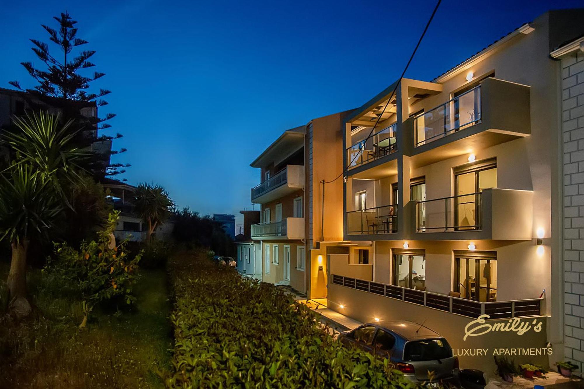 Emily'S Luxury Apartments Argostoli  Exterior photo
