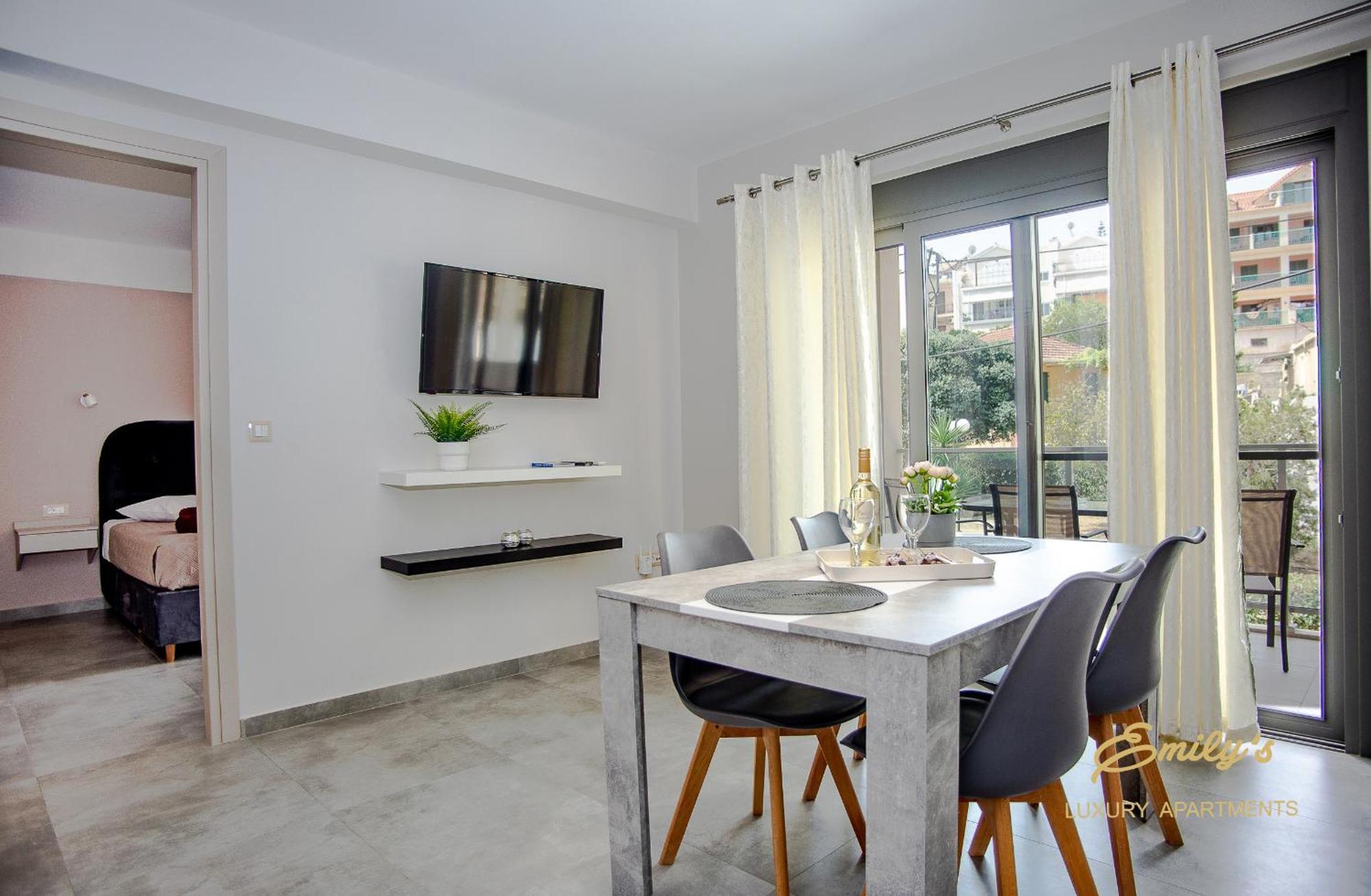 Emily'S Luxury Apartments Argostoli  Exterior photo