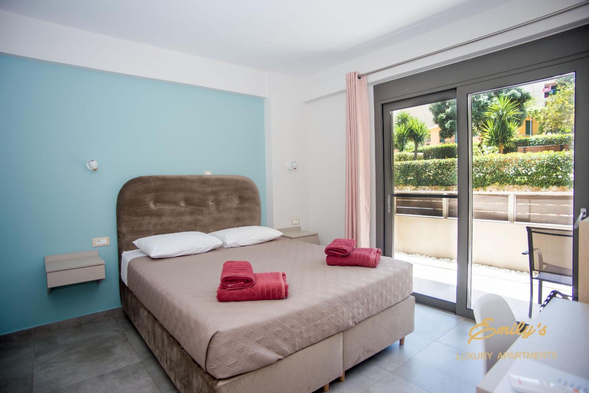 Emily'S Luxury Apartments Argostoli  Exterior photo