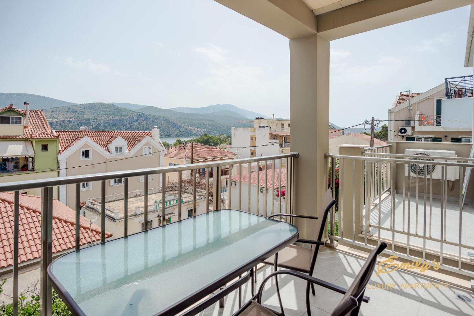 Emily'S Luxury Apartments Argostoli  Exterior photo
